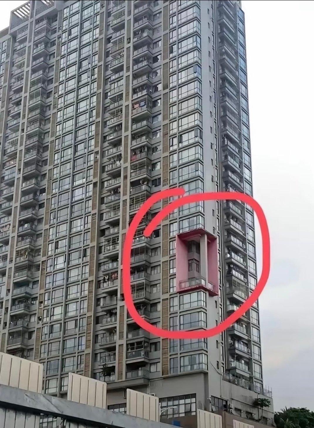 这个是不是一个人买了三层房子？ ​​​