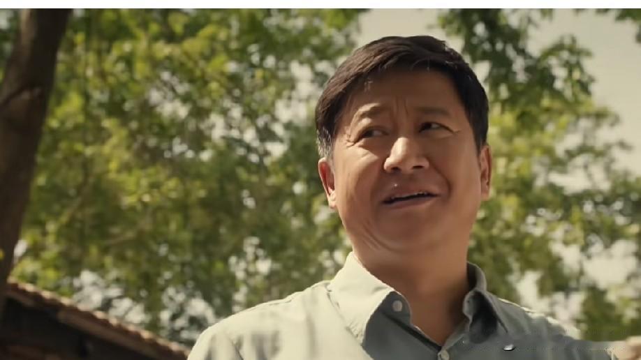 里张光荣那么好，花彩香为何始终不爱他？
 
爱情从来不是评选先进，人品再好，也填