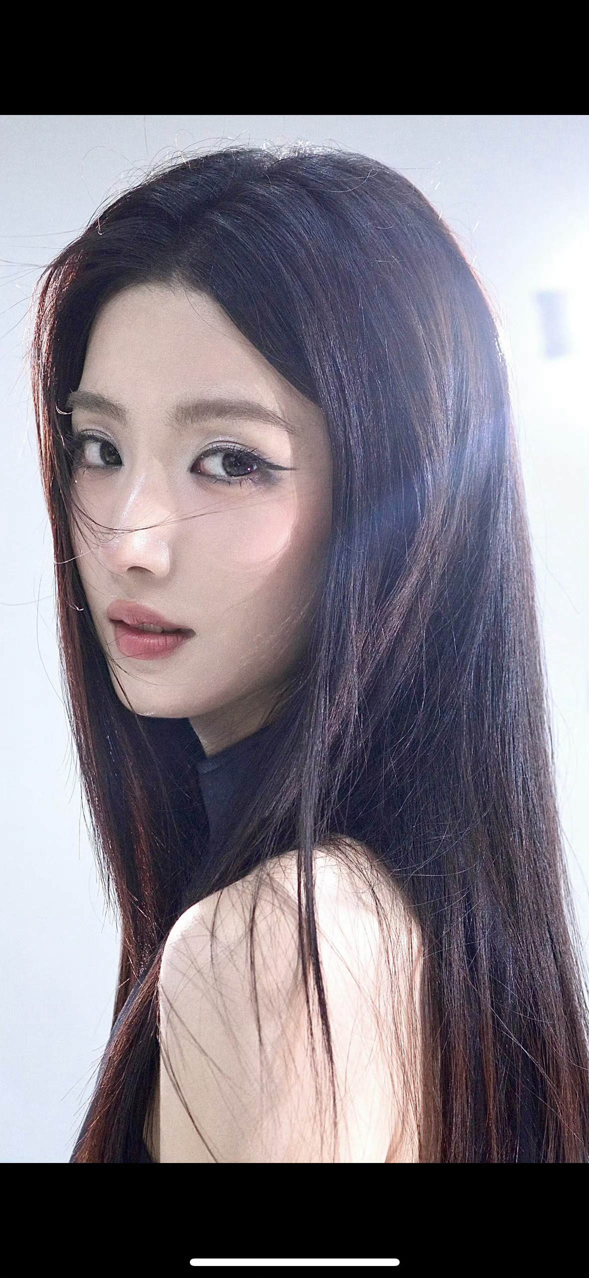 卢昱晓去年夏天的胶片洗出来了【卢昱晓】唯余惊叹。   cr Wwwwyu 