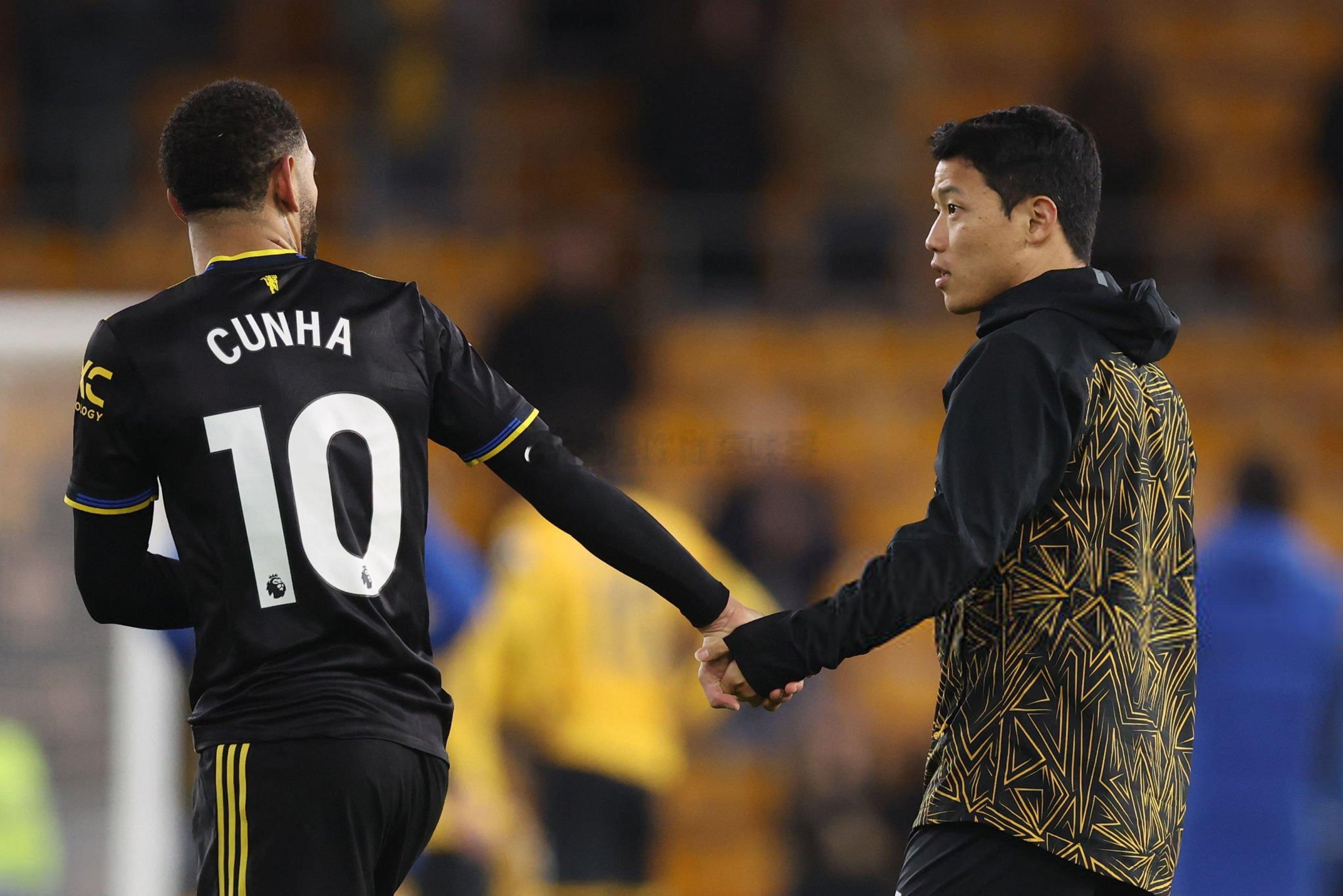 Matheus Cunha & Hwang Hee-chan 