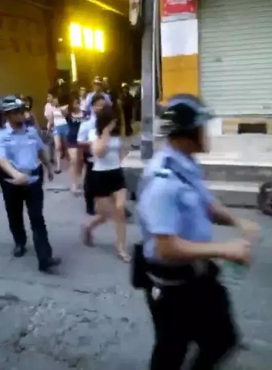 太震惊了！绍兴警方近期传来重大捷报，成功捣毁一个多达 312 人的大型卖淫团伙！