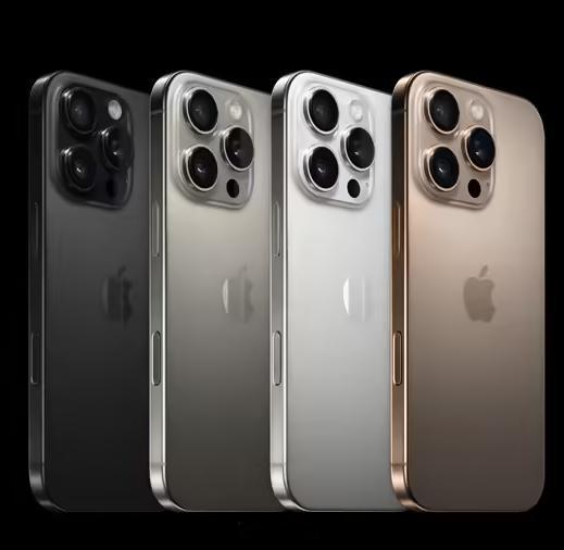 消息称苹果 iPhone 18 系列没有取消拍照按键，改用纯压感方案，把去年更新