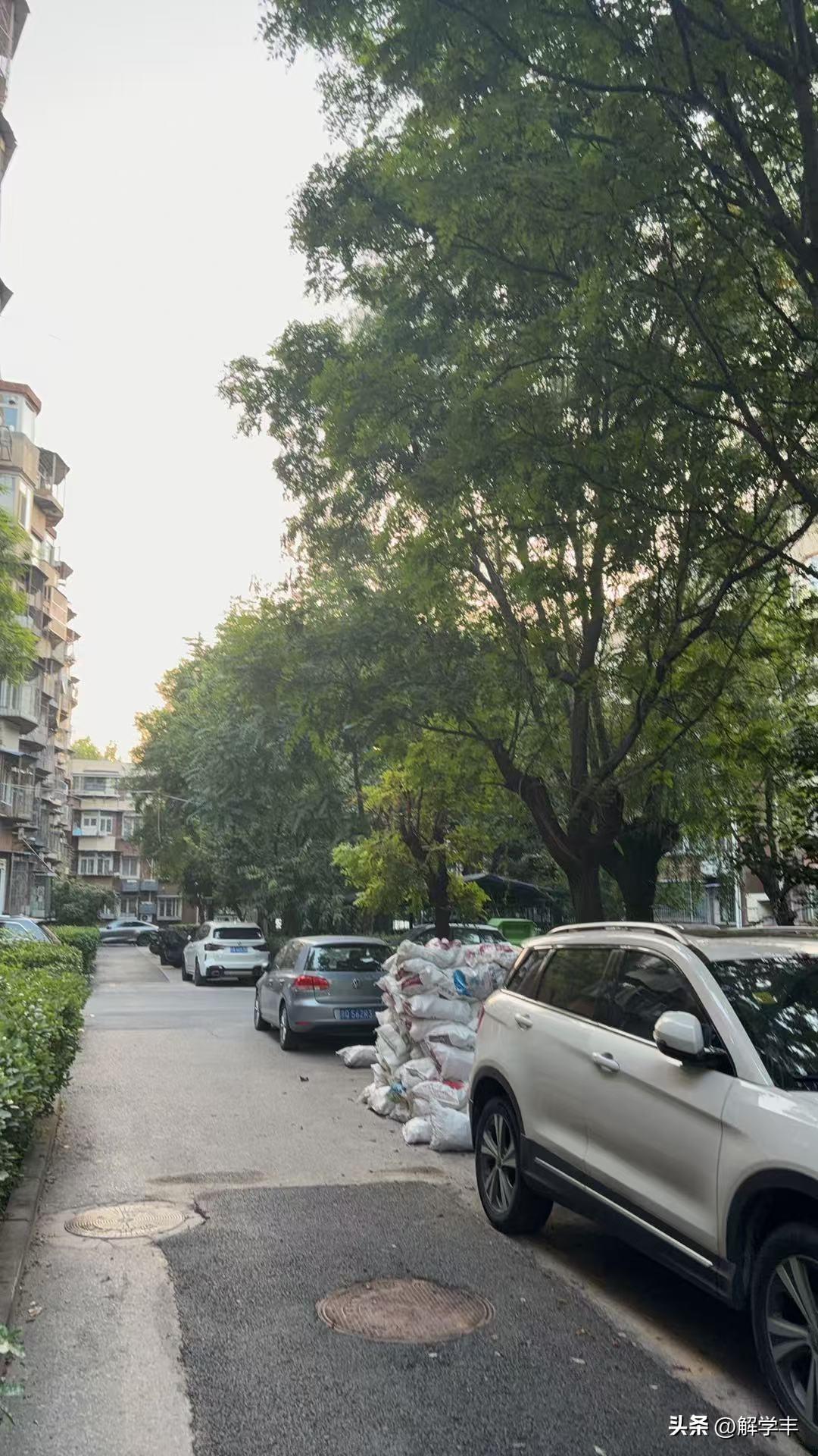 a股沪指日线目前是空头趋势，
五周十周二十周三十周也已经向下，
月线呢？五月死叉
