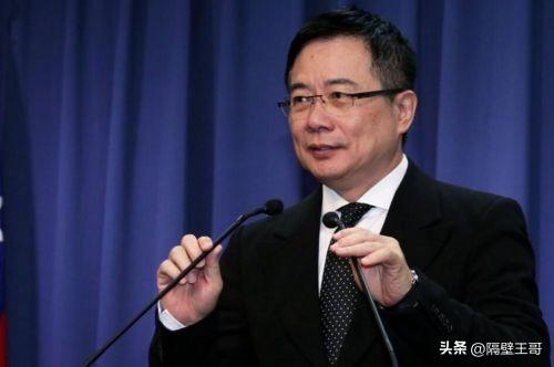 笑不活了！赖赖说，请在野党放下屠刀，要“朝野”团结。

他的话音刚落地。蔡正元就