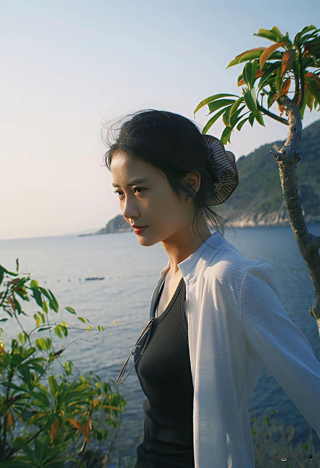 每日分享人生感悟，是治愈内耗的良方。洛克菲勒“起点不决定终点”，意味深长。人生起