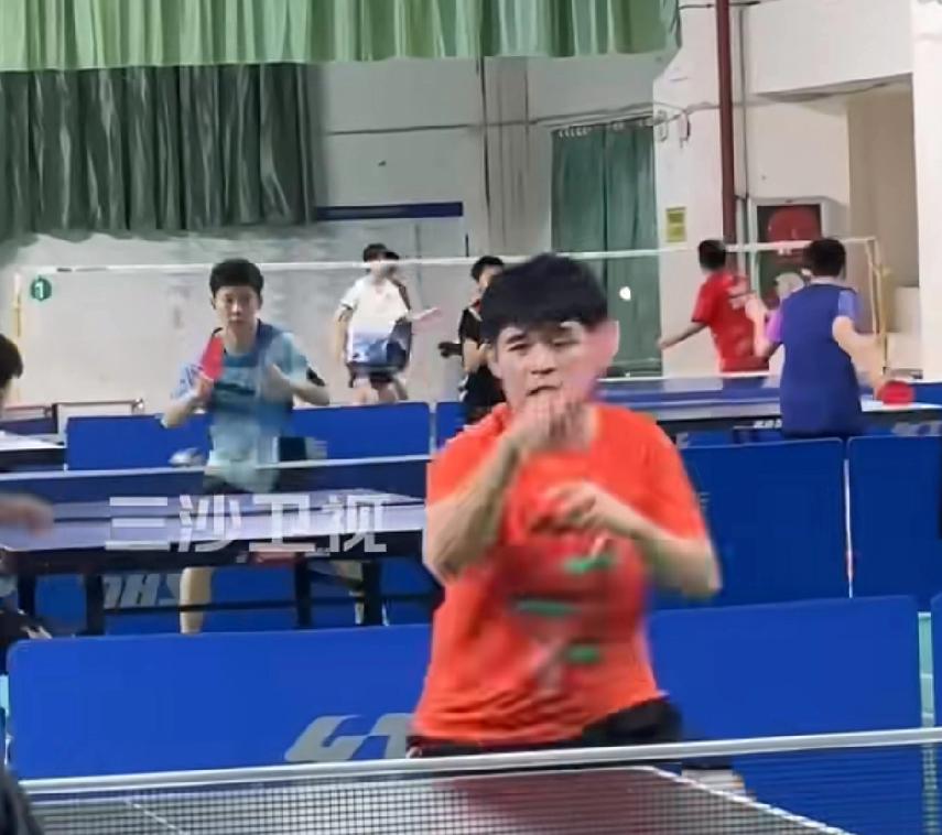 在全运会开始前，
国乒主力还有一站蒙彼利埃冠军赛，
好多人说主力们都很累该退赛。