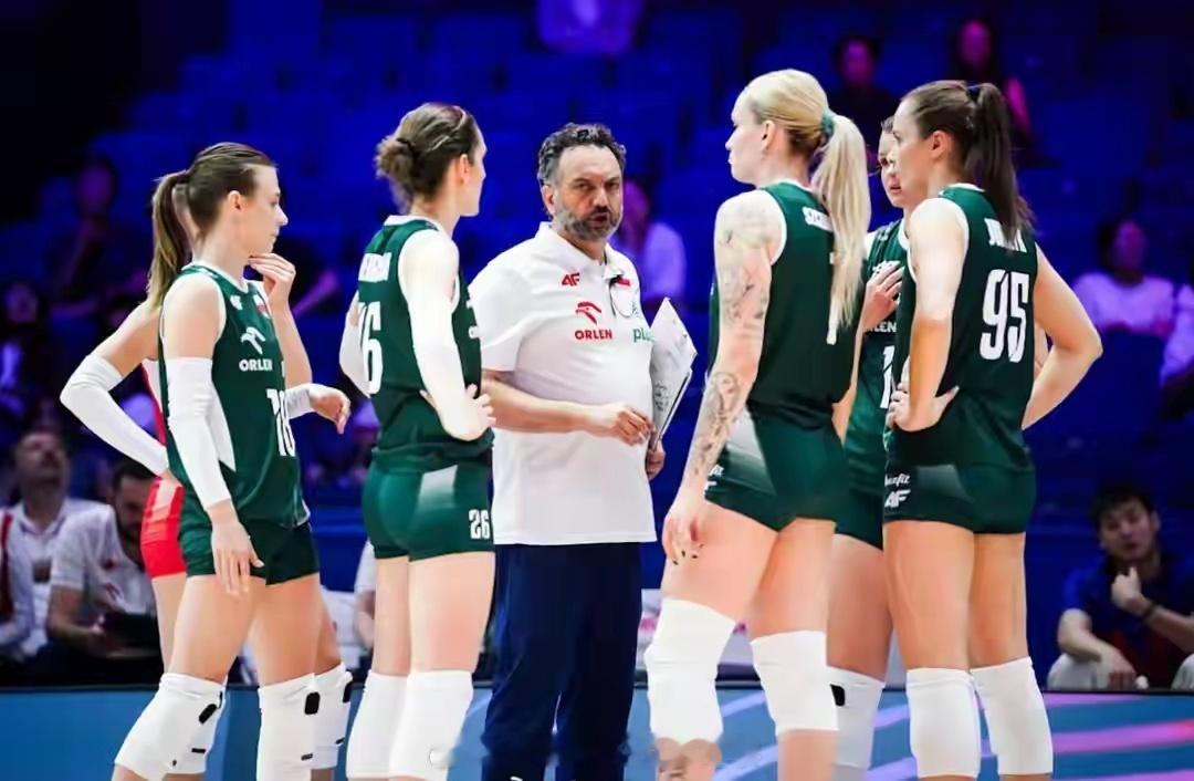 3-2！女排世联赛：世界第四险被爆冷，波兰惊险，中国女排压力大北京时间6月3日，