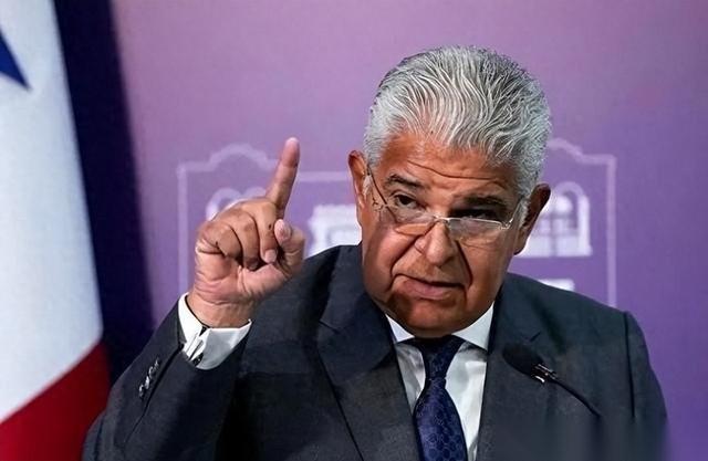 1月29日，巴拿马最高法院突然拍板，判定长和集团那份经营多年的港口合同违宪，直接