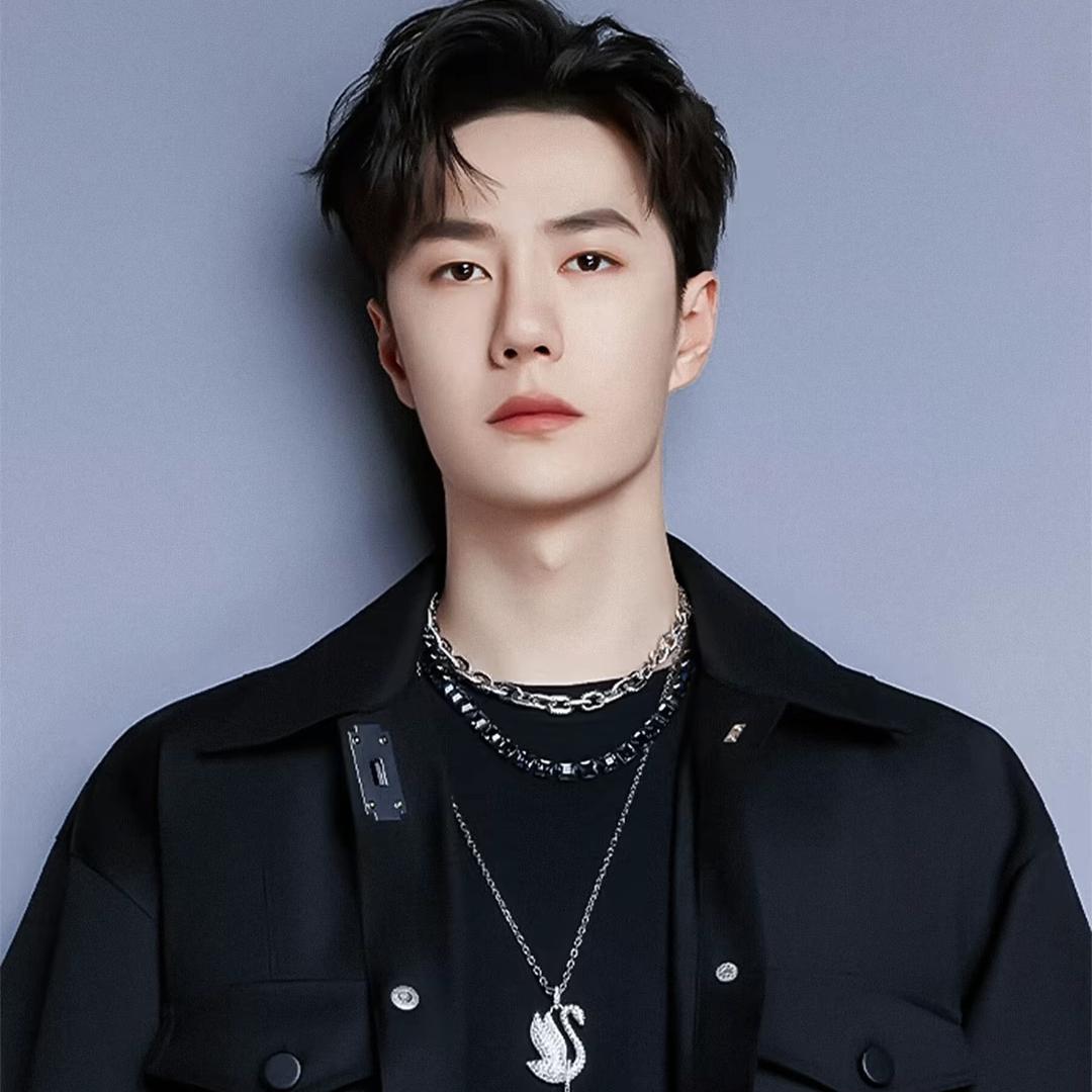 王一博12月6日录制综艺《探索新境2》时意外坠海，后续有惊无险。
节目组安全保障