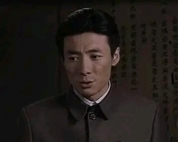 1943年7月，潜伏在日伪广州特务处的孙照文，被处长李道轩喊去谈话，当他毫无防备