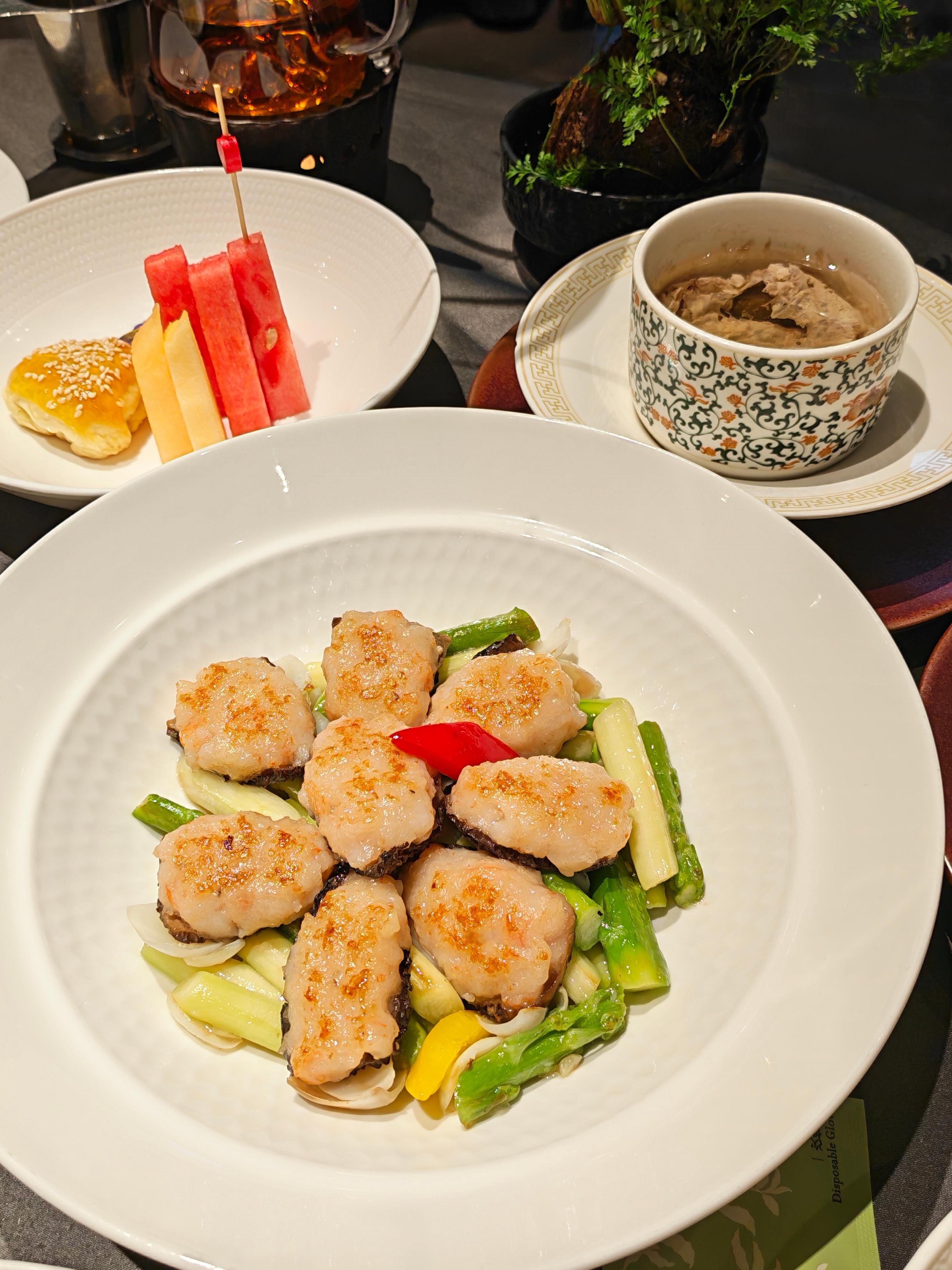 家庭聚餐首选✨榄山院子环境菜品双双在线广州家庭聚餐不知道去哪，真心推荐榄山院子！