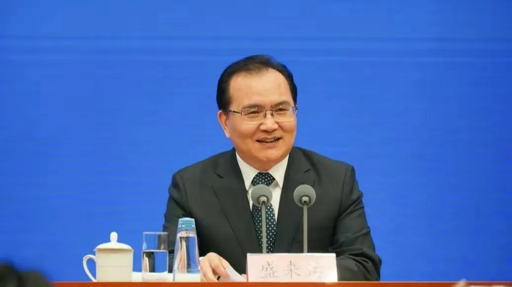 国家统计局最新公布了一组数据，相比较去年GDP增速为5.3%，一季度的GDP总量