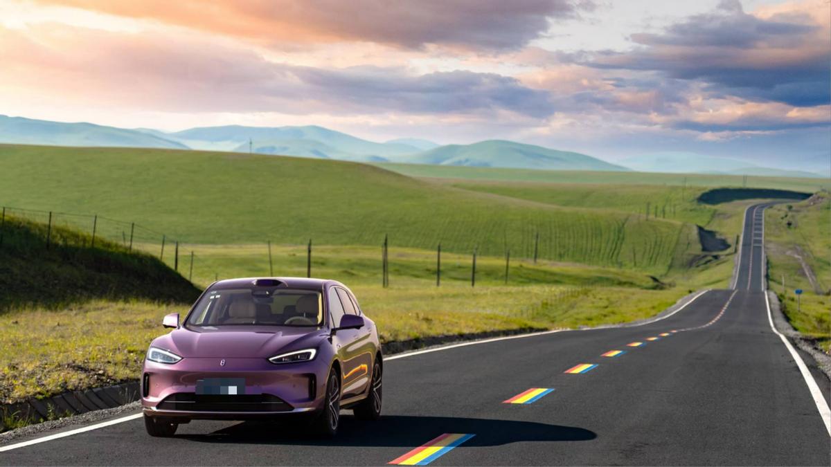 这个时间段真适合躺平避暑，暑期一放假我就开着问界新M5 Ultra就过来了，一个