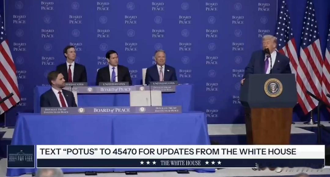 特朗普这张嘴啊，真是没法评论，能和他比的估计也就是郭德纲了。他说他特别羡慕中国的