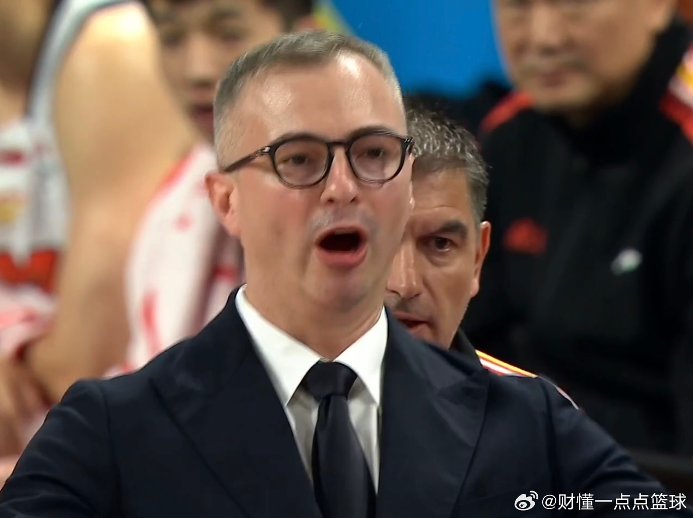 广东男篮赛季开赛遭遇两连败之后，新帅说出心里话，对阵广厦急需求变昨晚广东宏远78