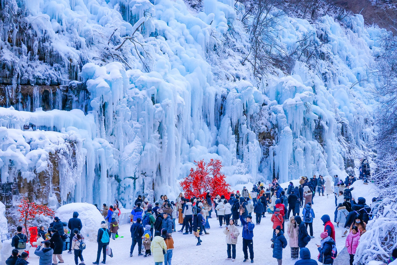 有趣的新年，一半是山川湖海#阿山播天气#1月30日 云台山 阴 -2/5°C#新