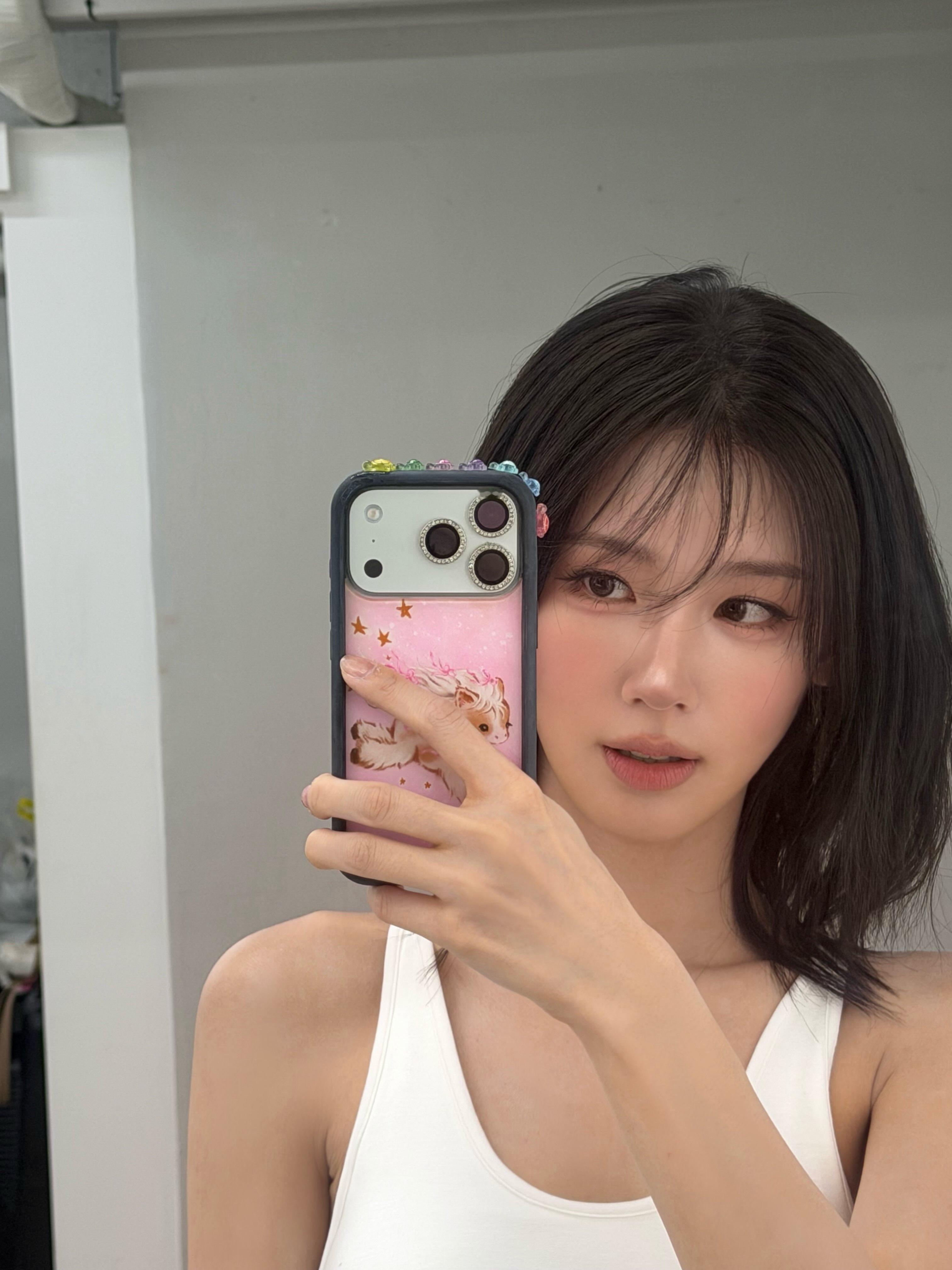 赵美延 ins更新 
