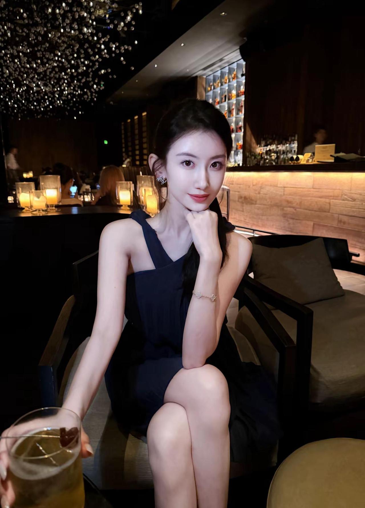 十里桃花待嫁的年华。拍照