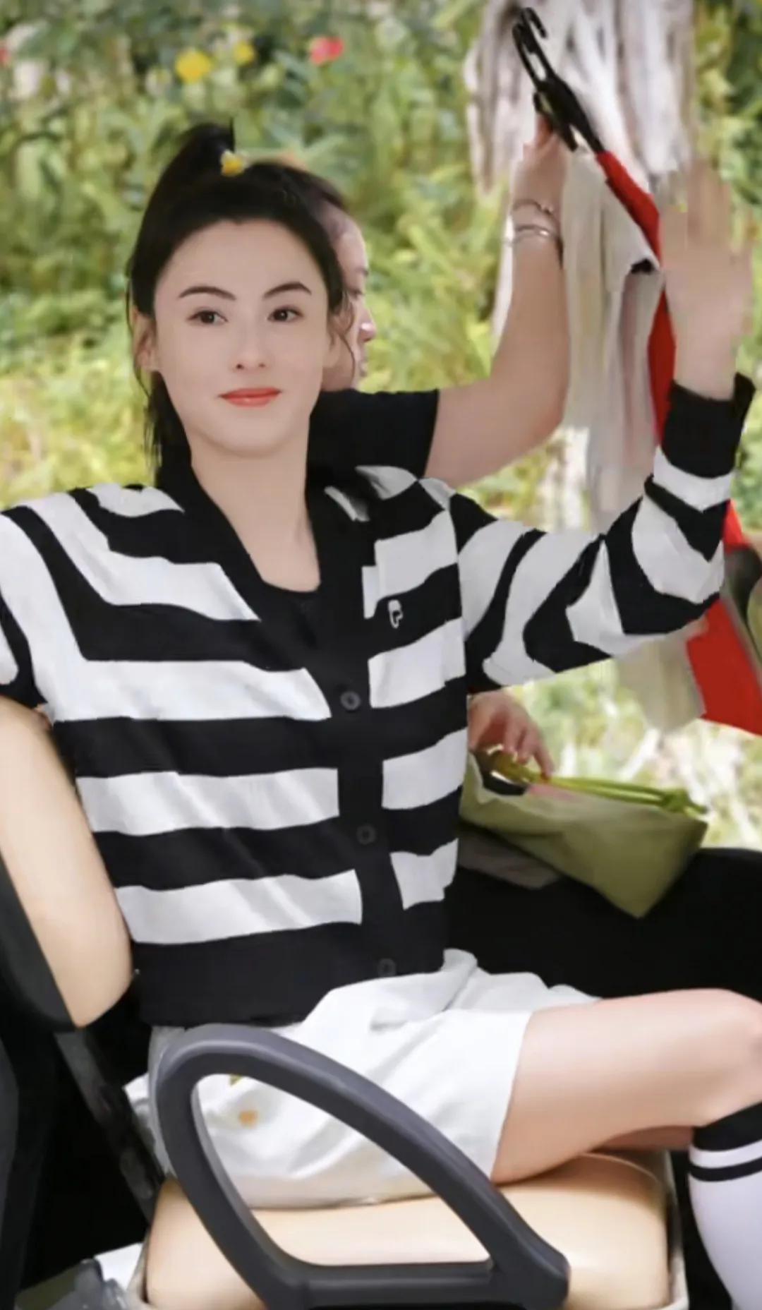 张柏芝最新活动透露，状态非常好，哪里像是一位三个孩子的妈妈，果真岁月从不败美人[