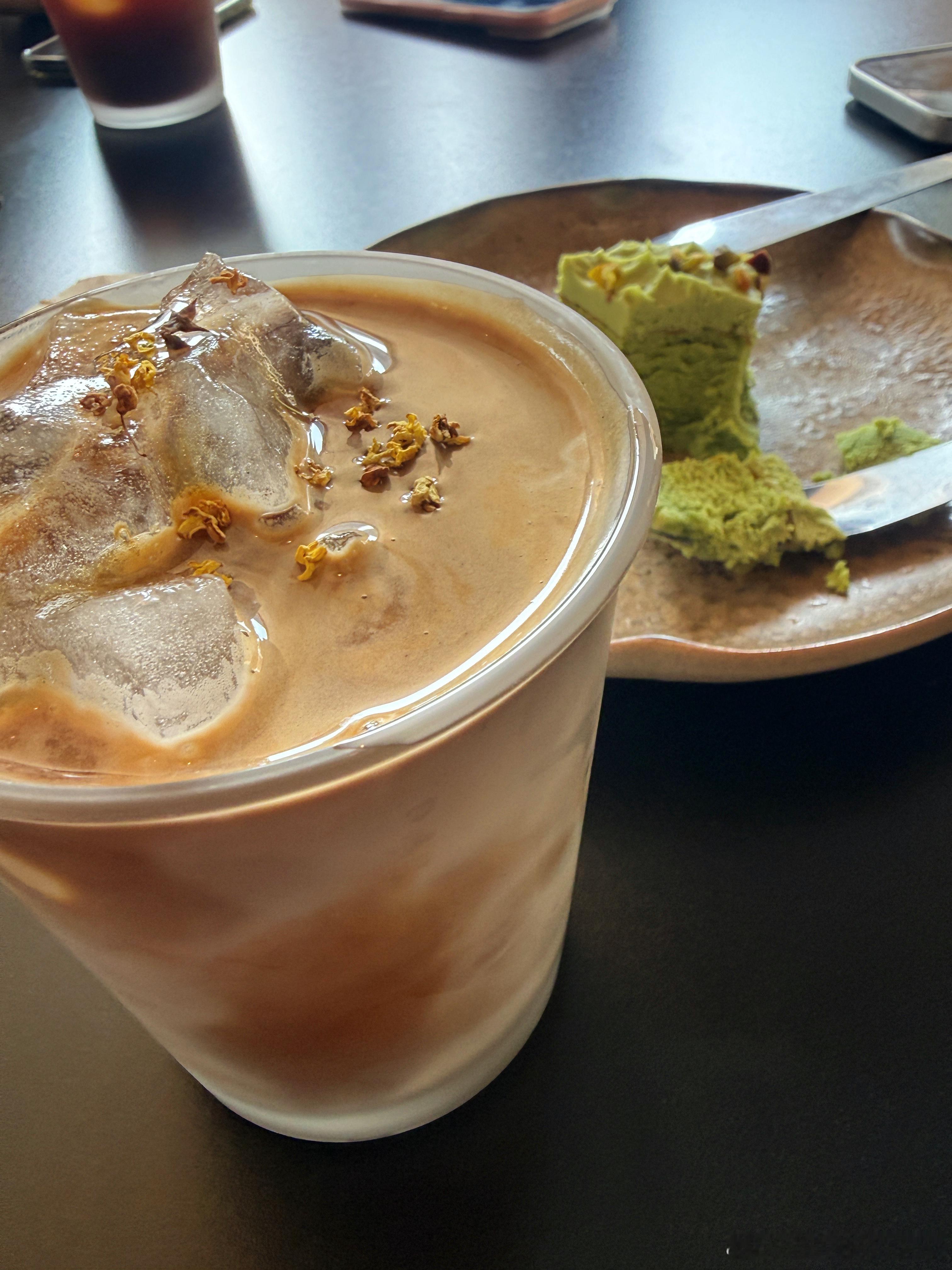 来杯奶咖☕️ 