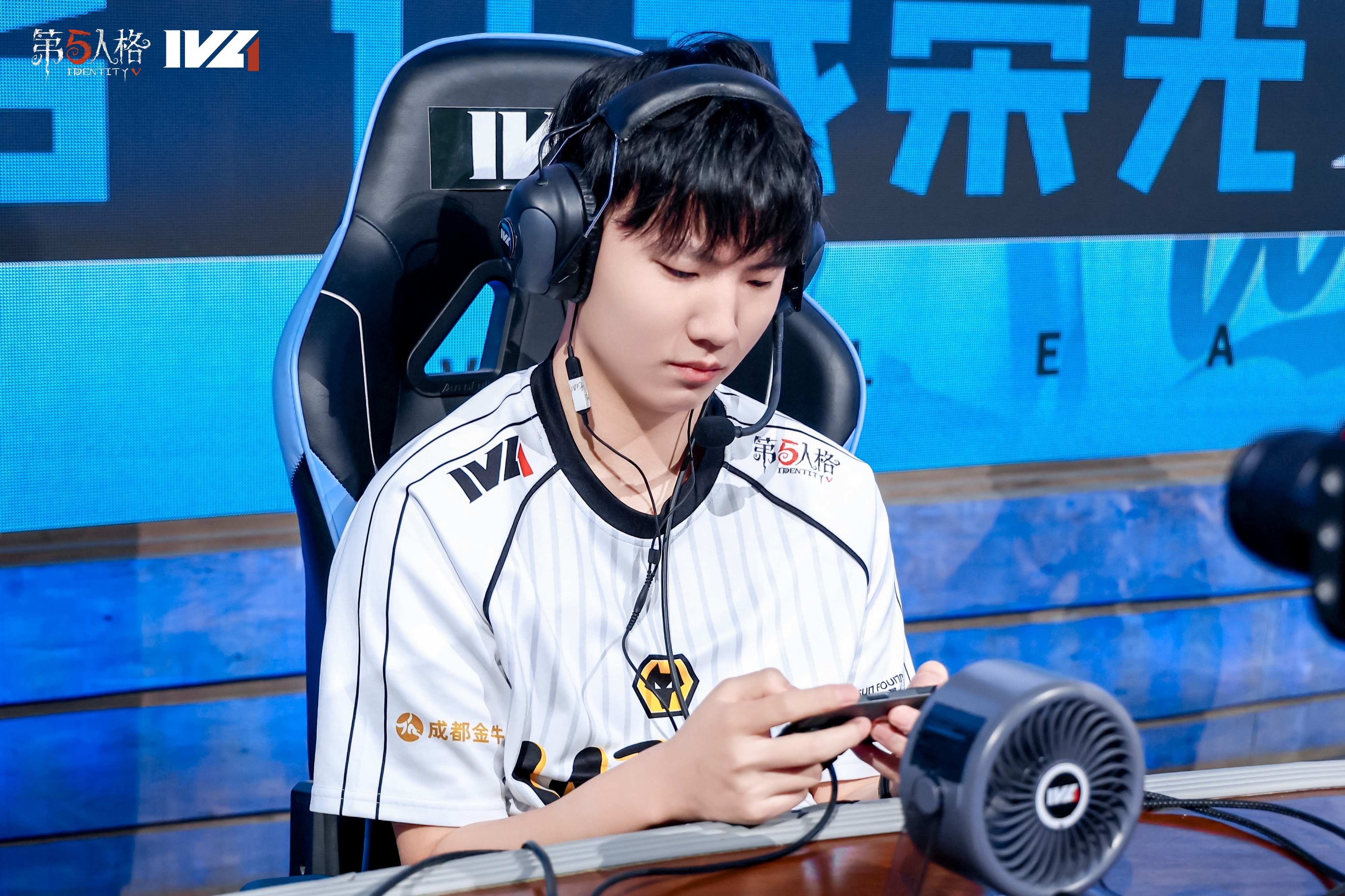 狼队第五人格[超话]是添神！[爱慕]TE对战Wolves2026IVL秋季赛20