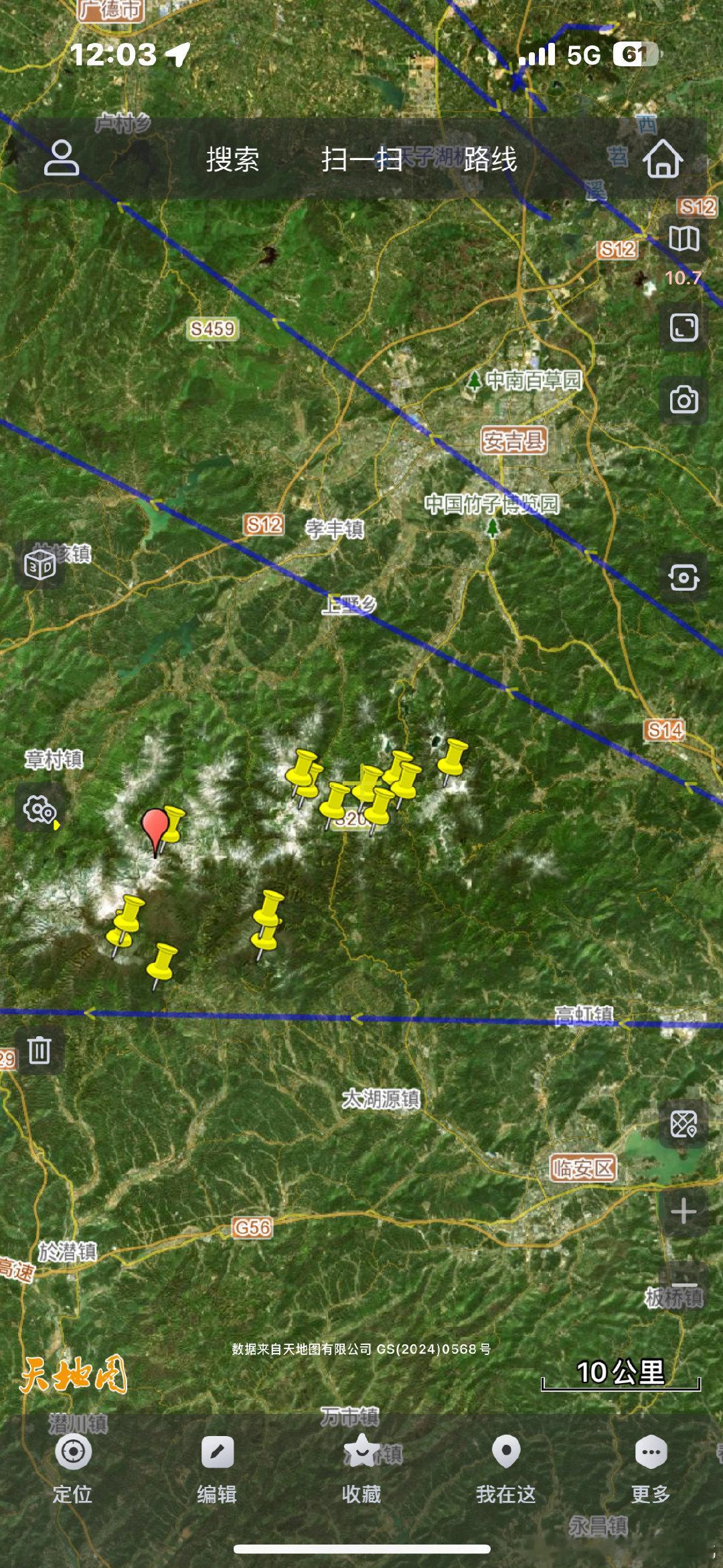 好明显的迎风坡和背风坡关系已经蠢蠢欲动准备玩雪了 