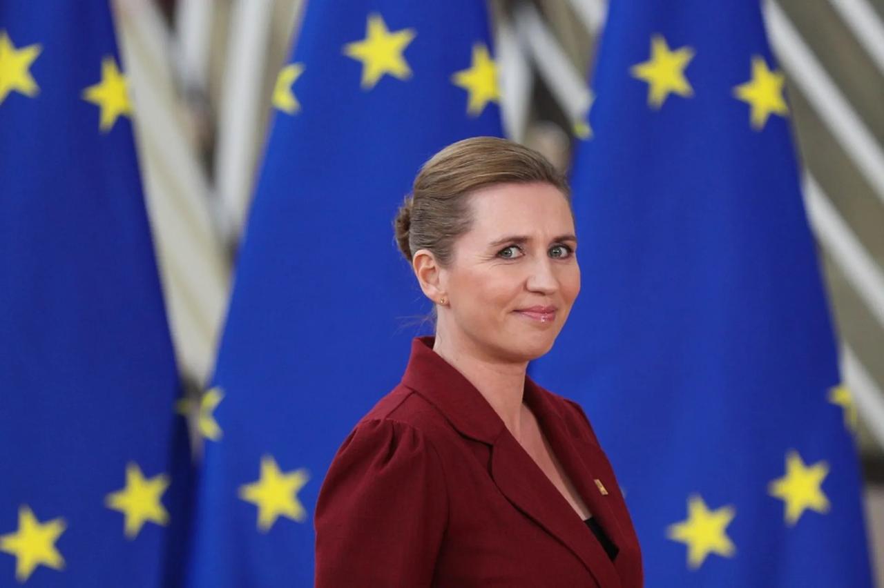 最近有件事引发关注，丹麦在给旅居当地的台湾民众办理居留证时，直接把国籍、出生地都