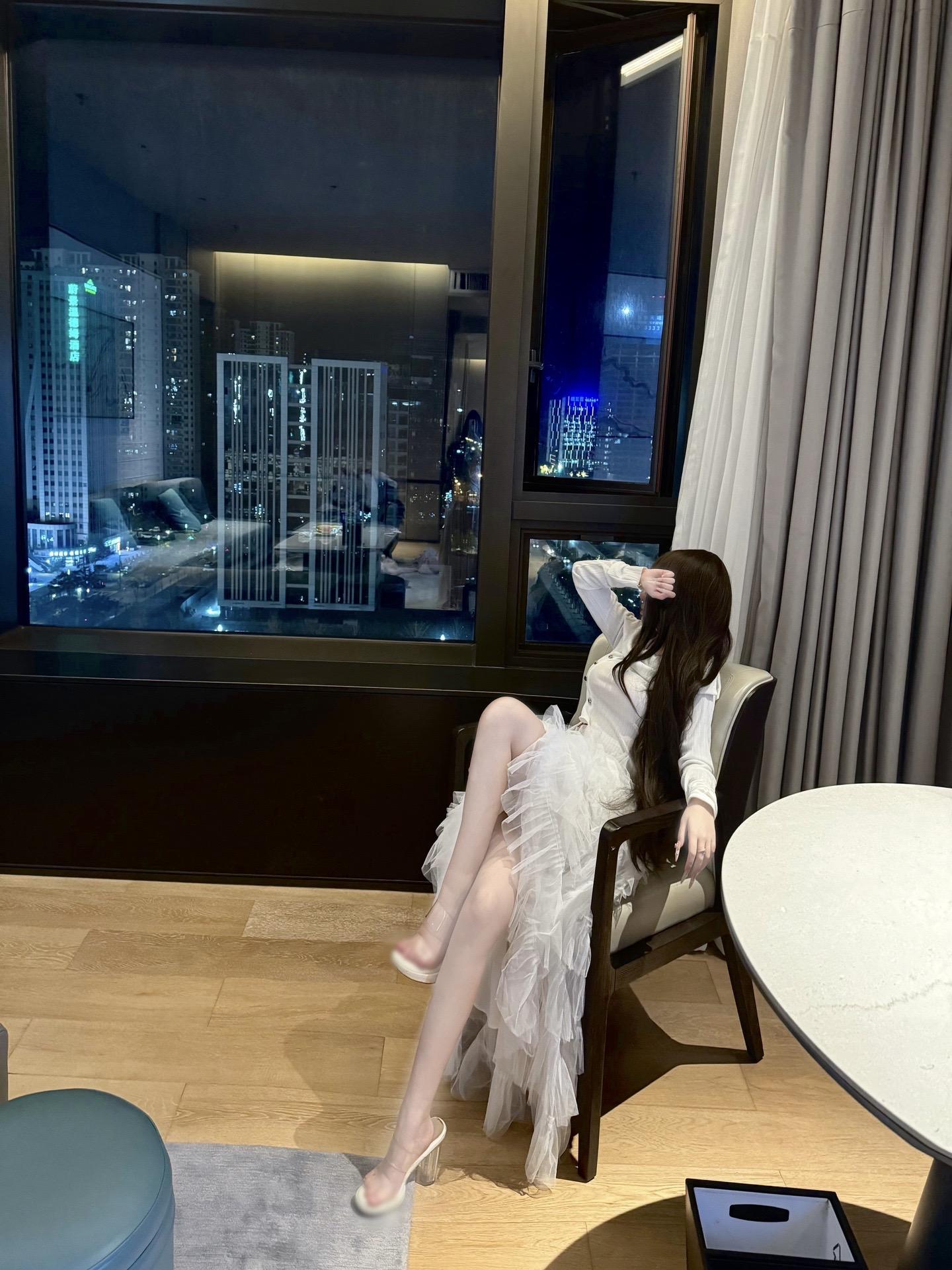 当我又漂亮又经济独立的时候 其实不太在意谁爱不爱我