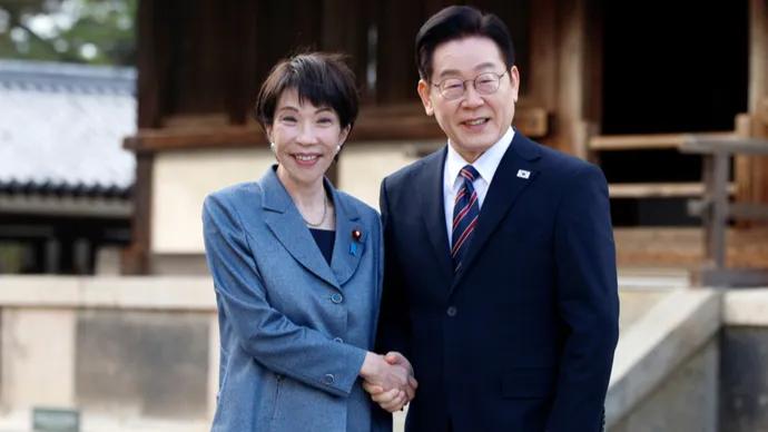 5月19日，她跑到韩国庆尚北道安东市，跟韩国总统李在明见了面。地点有意思，那是李