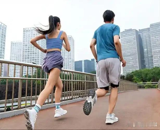 5公里快走vs5公里慢跑，谁的健身性价比更高？最新研究颠覆认知

2026年上半