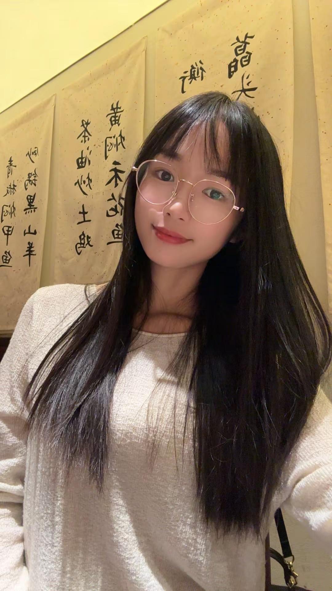 美颜一开又让我黑黑的脸蛋漂亮了🤩