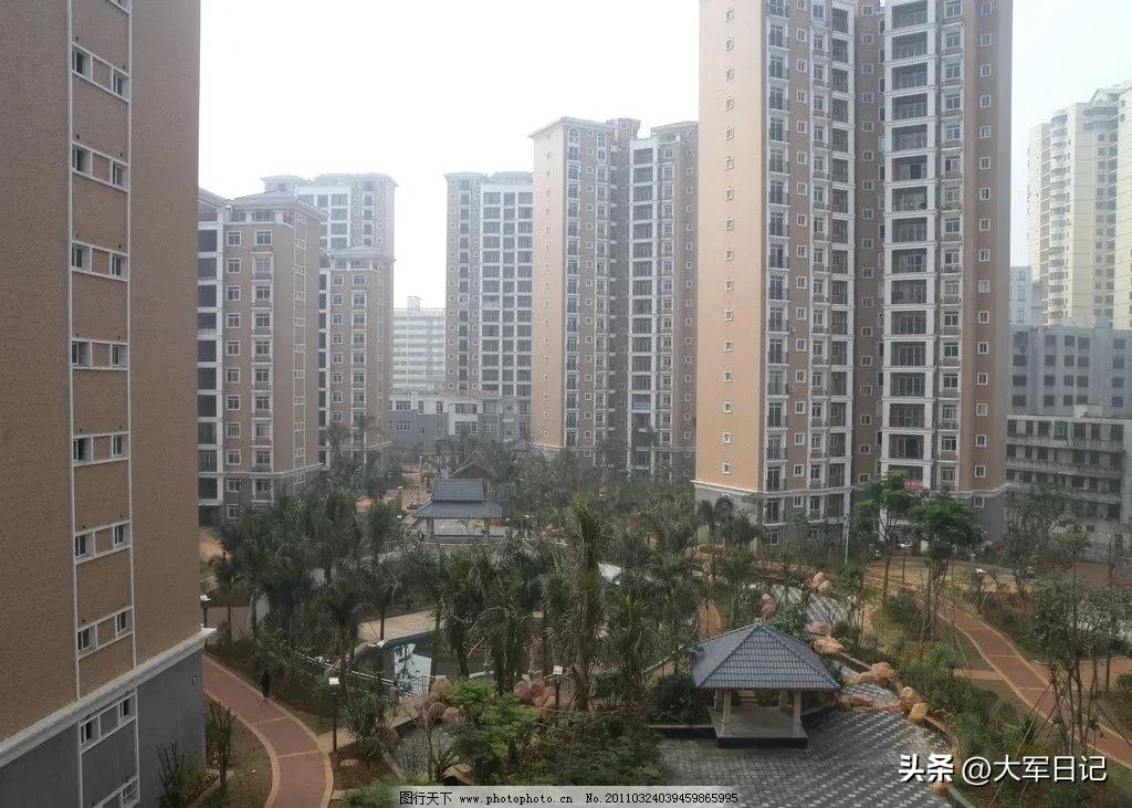 最难的时候，我咬着牙没动这套房
 
人到中年才懂，有些东西，真的不能卖。
 
那