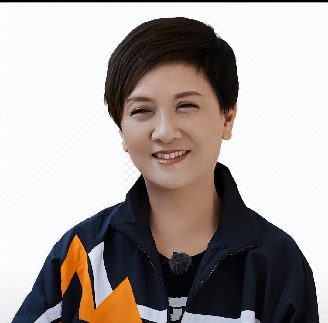 离婚是68岁邓婕一生的痛，继子不争气，养女却越来越像丈夫!娱乐 明星