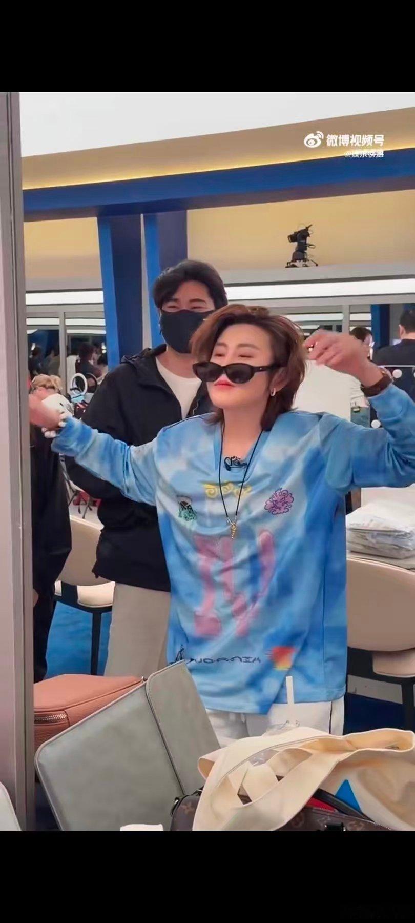 王濛大师课上完舞蹈上声乐乘风2026不服输的王濛太迷人！刘雨昕教舞塑形，尚萨授声