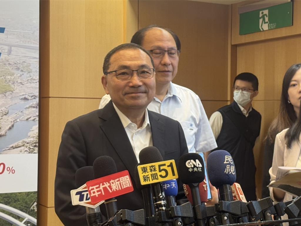 侯友宜：我看好他！李四川将作为蓝白合作阵营的代表参选新北市长一职。今日（29日）