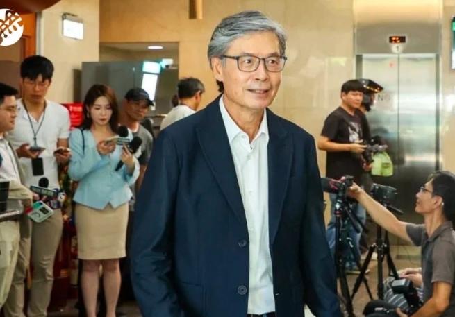 金傅聪道歉了。

就在5月27日，这位马英九的前核心幕僚、曾经的“国安会秘书长”
