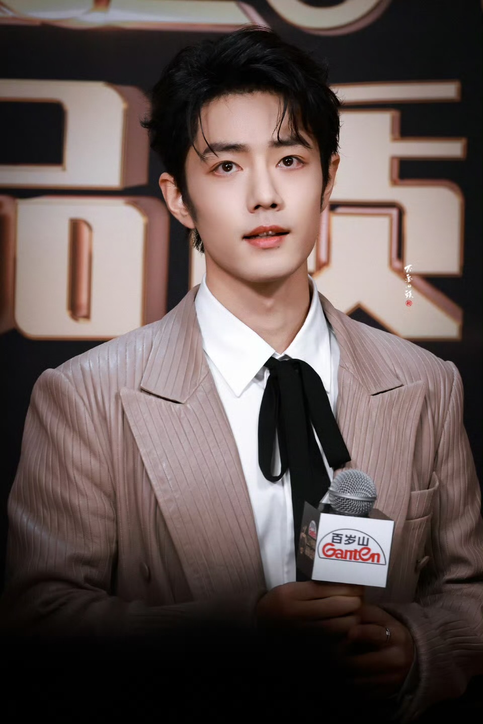 娱乐肖战内场嘟嘴好萌肖战品质盛典嘟嘴啊啊啊啊啊肖战太犯规了 