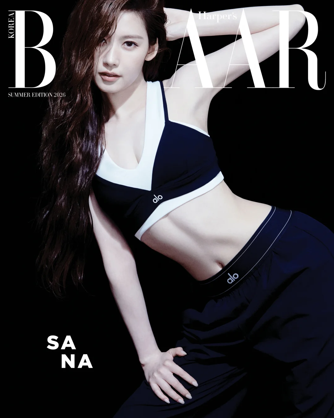 SanaxALO出镜芭莎Korea summer特刊封面