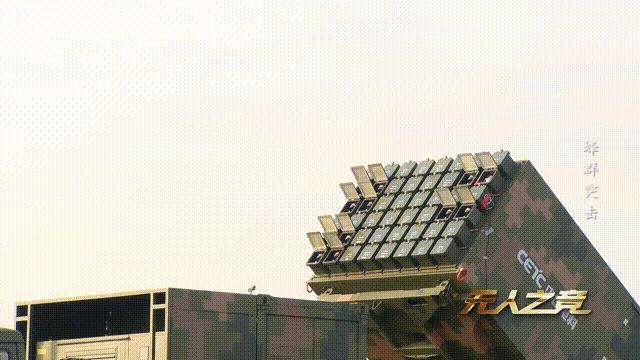 实话实说，外面世界的那种无人机大战真的是菜鸟互啄。

咱们国家实在是看不下去了，