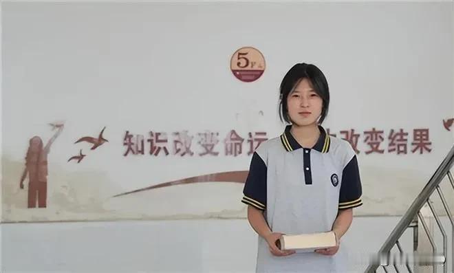 感觉这两天大家都在关注江萍！大家都希望她考一个好成绩来证明自己，虽然很多人嘴上说