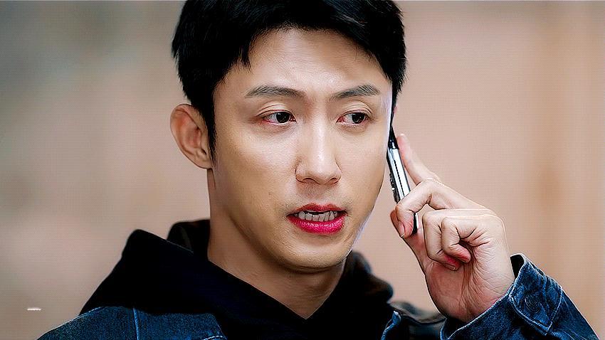 黄景瑜战绩可查 黄景瑜这战绩，属实是“别人家的成绩单”！手握多部破纪录、创历史的