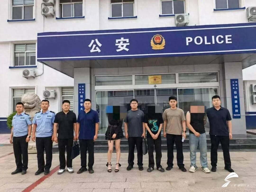 山东滨州，一男子酒店赴艳遇，男子一看，这肤白貌美大长腿，真让人满意。刚要进行好事