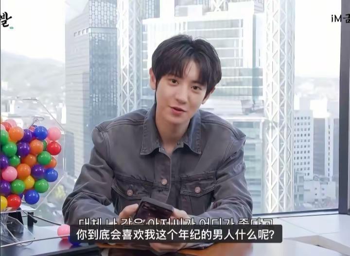 哥哥在我这里永远是我的哥哥十年二十年后你变成别人眼里的叔叔爷爷你也永远是我记忆里