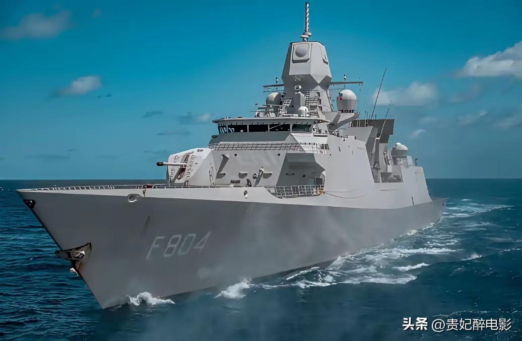 荷兰军舰闯入我国南海，通报是已侵犯我们领空，其实是个很好的机会趁此收拾一下荷兰