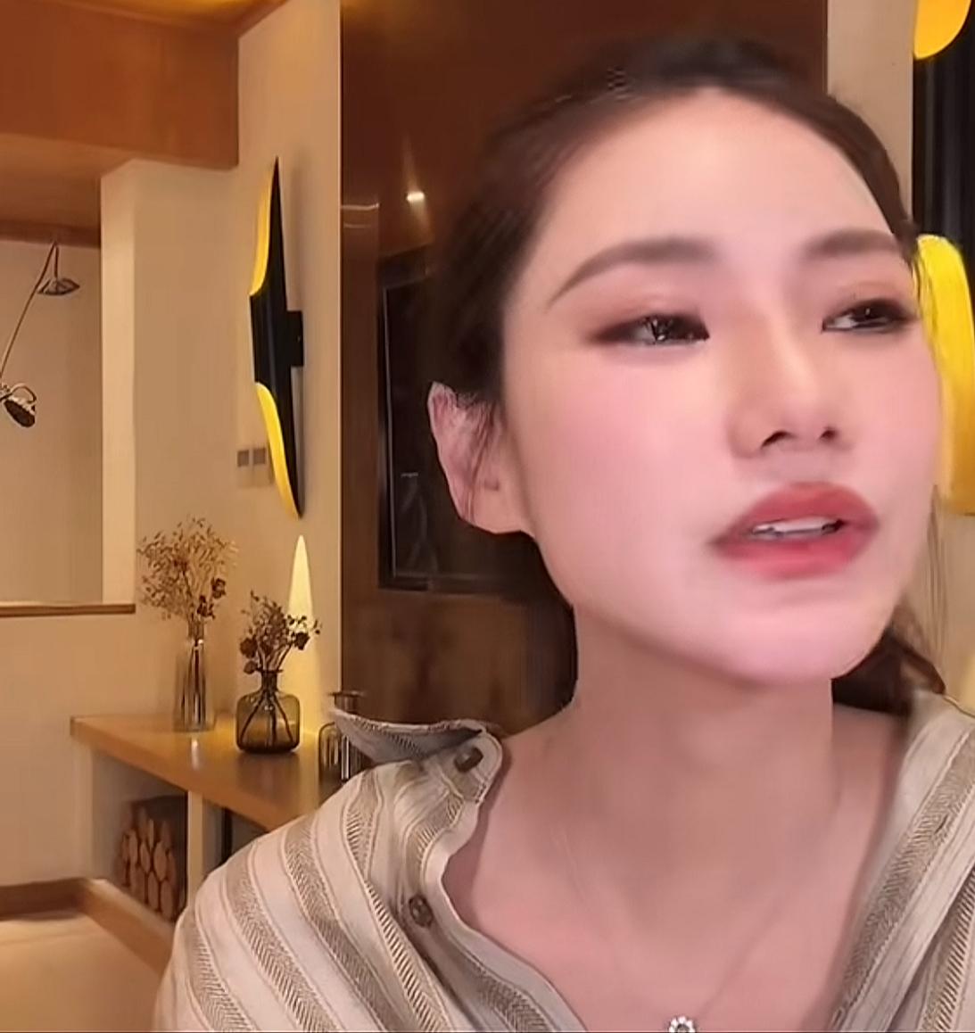 马筱梅称：今天直播鼓足了很大的勇气，也把自己状态调整到非常好了。她没有回台北，她