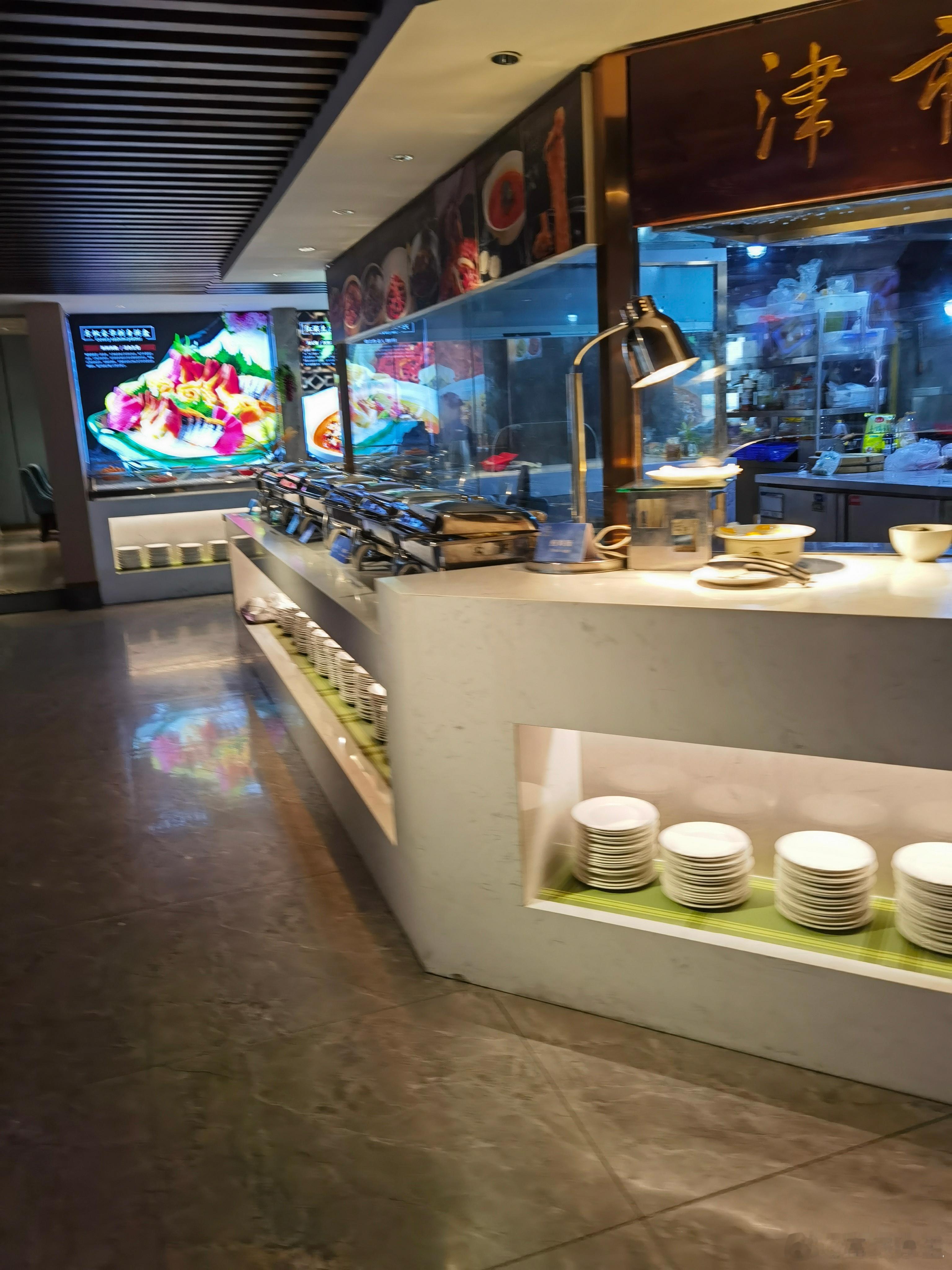 数字的堤坝与山间的晚餐第六日的晨光，清冽如昨，却照在一张绷紧的弓弦上。土地收入的