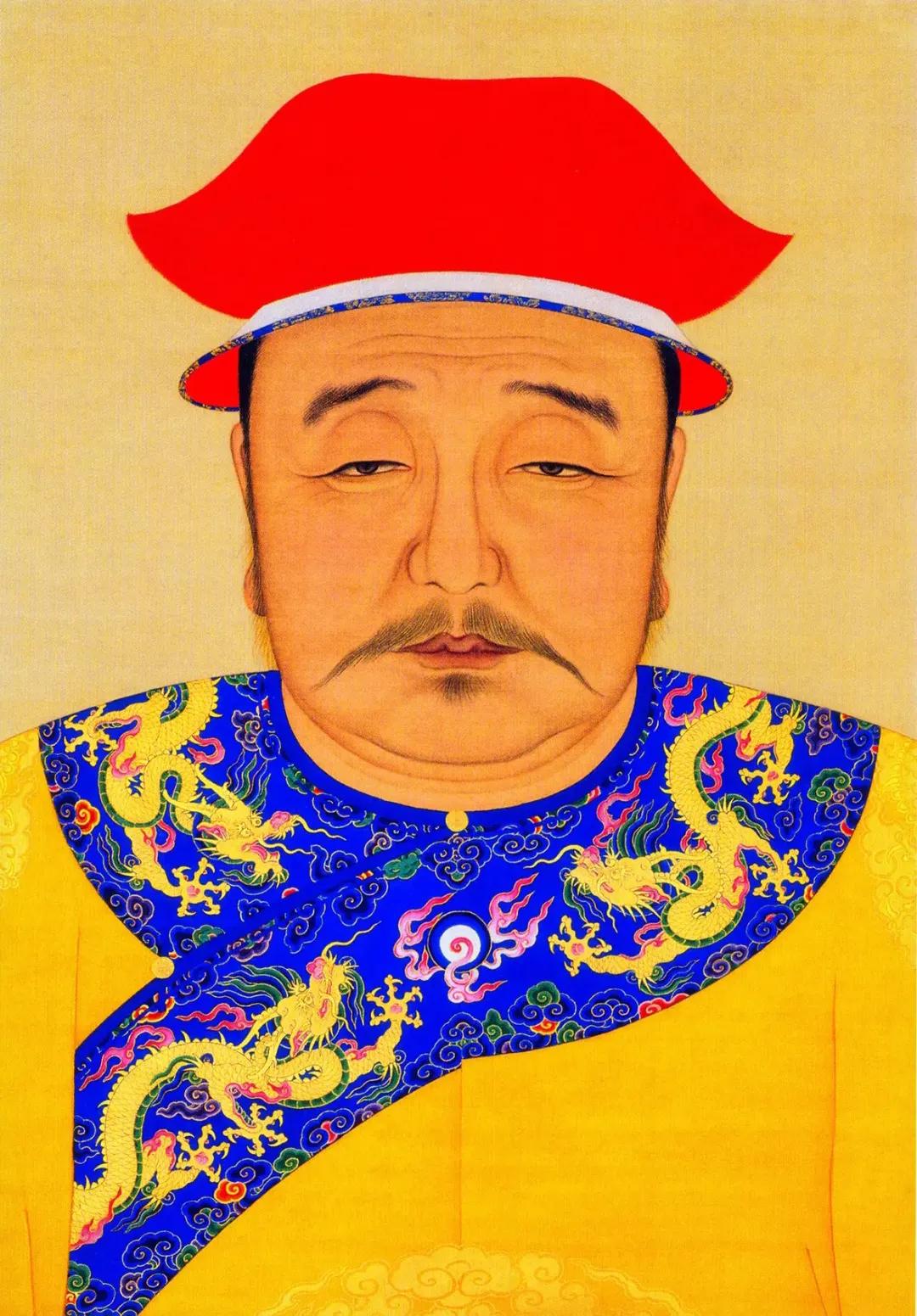 皇太极十分注重研究辽、金、元等国的历史。一方面研究它们崛起的过程，一方面发现，它