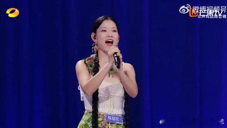 音乐人跨物种交流声鸣远扬 声鸣远扬的音乐人太有个性了！马韬和家具说话、陈丽妃懂 