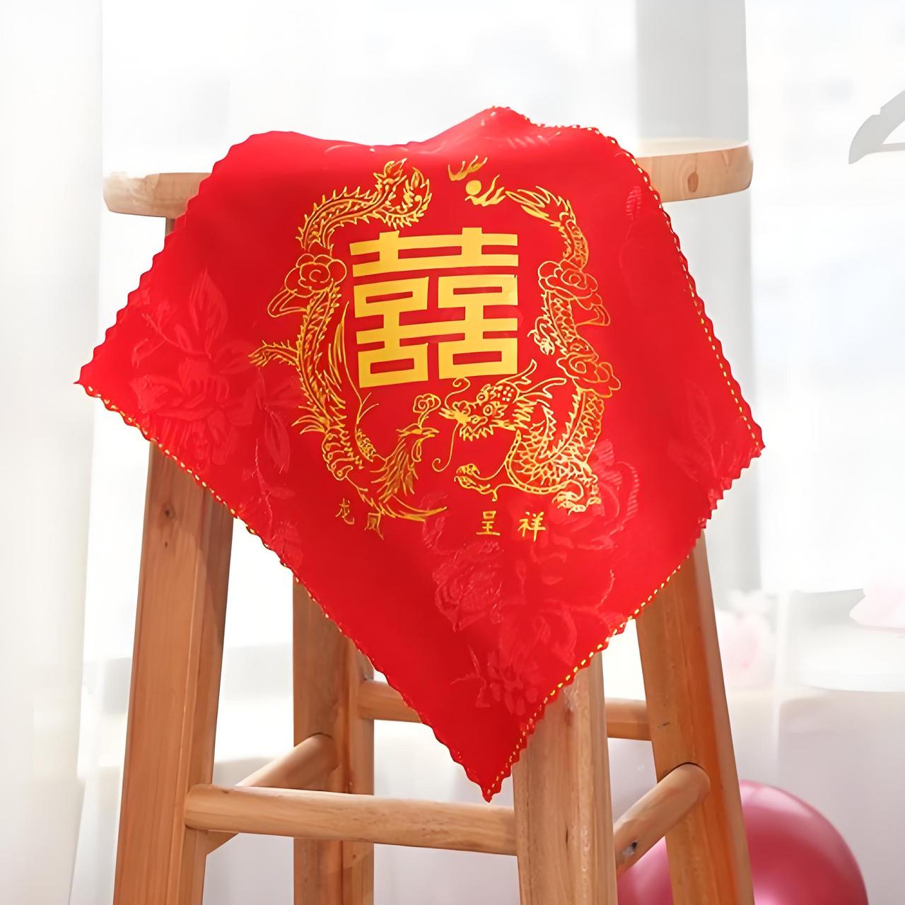 婆婆拿我陪嫁丝巾当抹布，我没吵没闹，3个月后她红了眼
 
今天回家，一进厨房我心