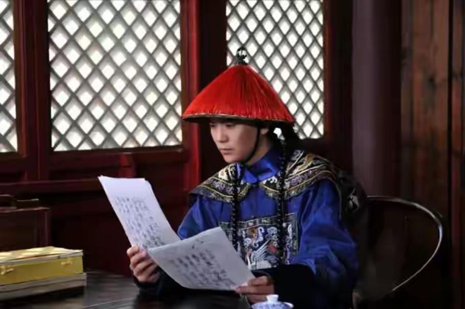 温太医甄嬛传真不白演温太医本来就是个老实人，胆子不大，一辈子就想着“护着甄嬛”和